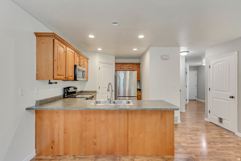 8121 N PLUM CIR Eagle Mountain, UT 84005