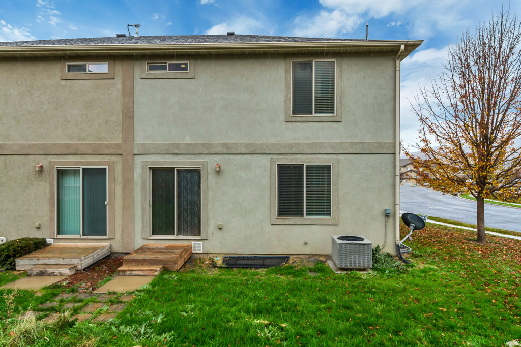 8121 N PLUM CIR Eagle Mountain, UT 84005