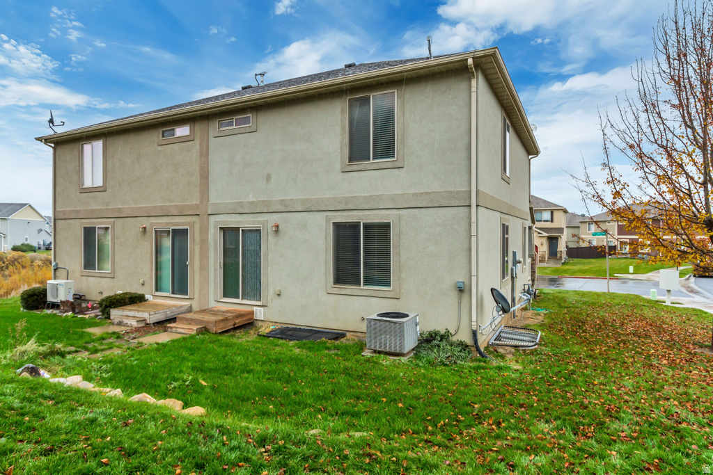 8121 N PLUM CIR Eagle Mountain, UT 84005