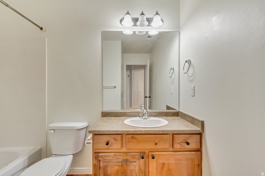 8121 N PLUM CIR Eagle Mountain, UT 84005