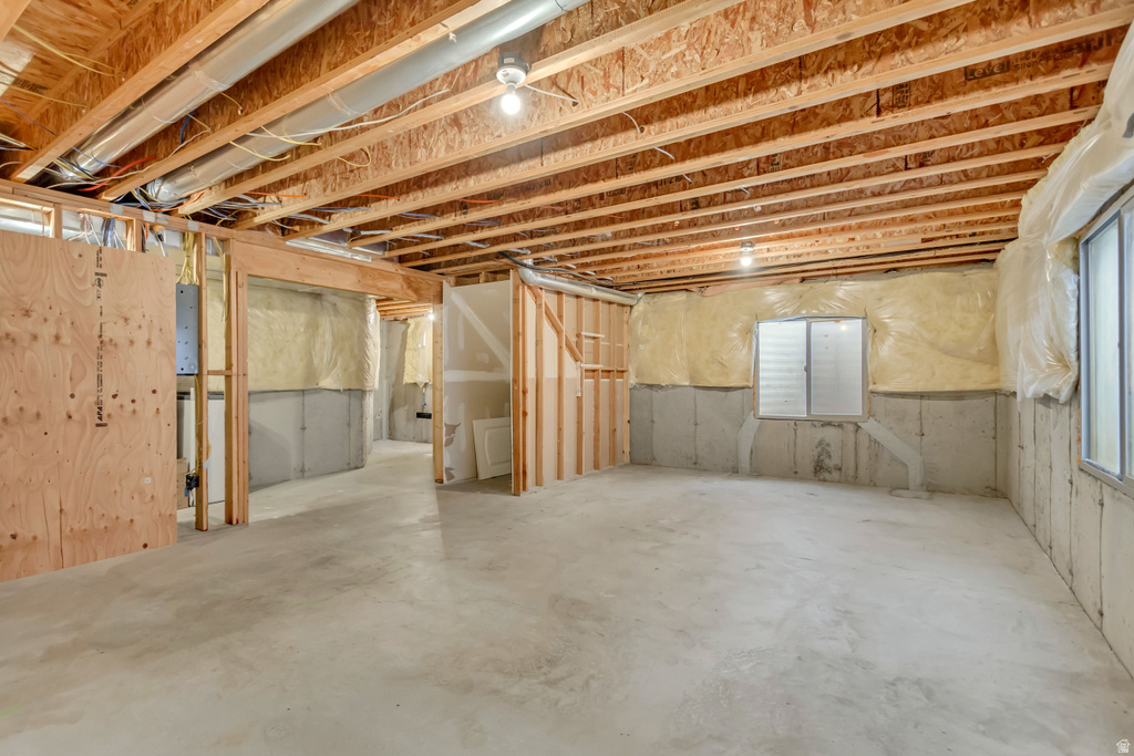 8121 N PLUM CIR Eagle Mountain, UT 84005