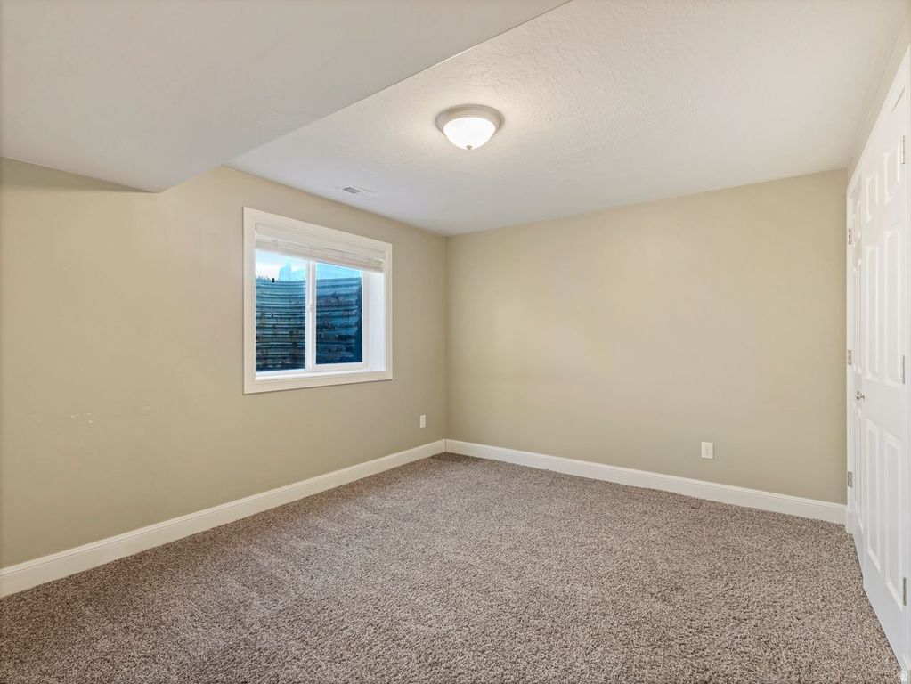 1015 W 350 S Layton, UT 84041