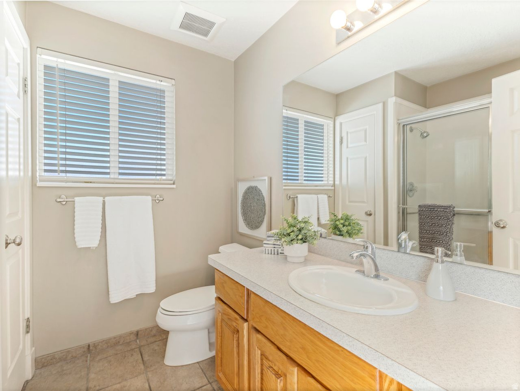 1015 W 350 S Layton, UT 84041