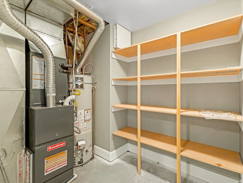 1015 W 350 S Layton, UT 84041