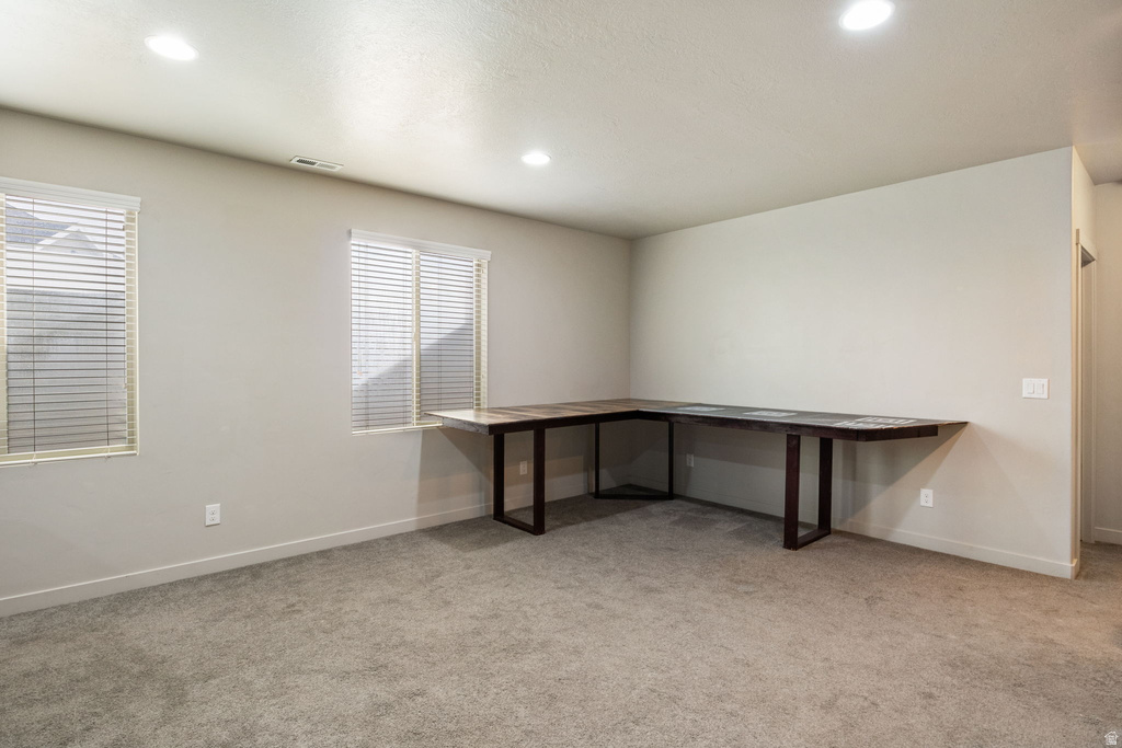 673 W DEEPDALE CT Stansbury Park, UT 84074