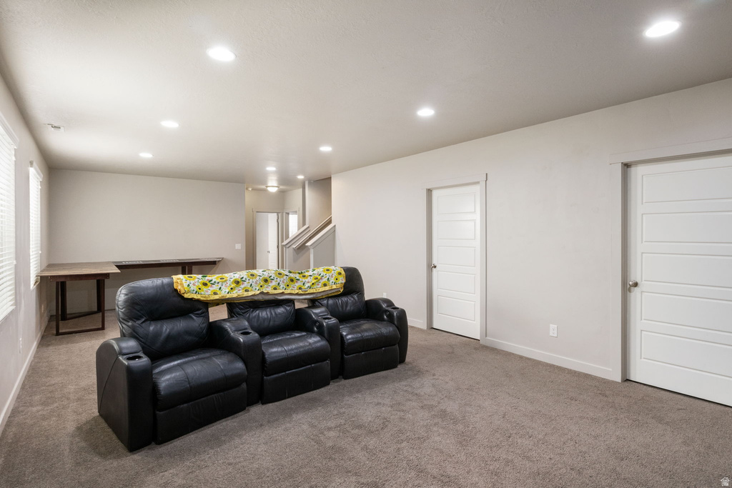 673 W DEEPDALE CT Stansbury Park, UT 84074