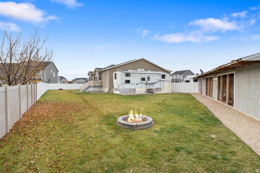 673 W DEEPDALE CT Stansbury Park, UT 84074