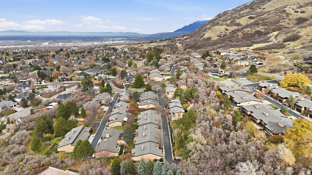 4983 QUAIL LN Ogden, UT 84403