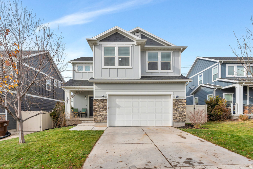 7845 N Santa Clara Dr