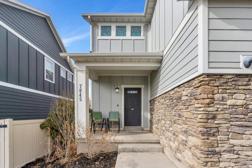 7845 N SANTA CLARA DR Eagle Mountain, UT 84005