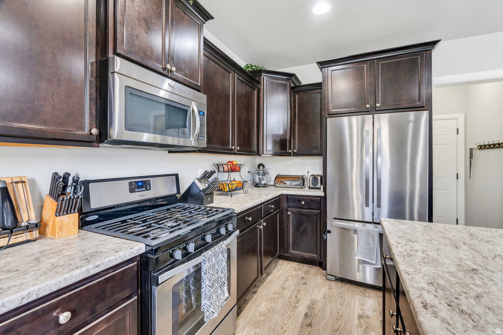 7845 N SANTA CLARA DR Eagle Mountain, UT 84005