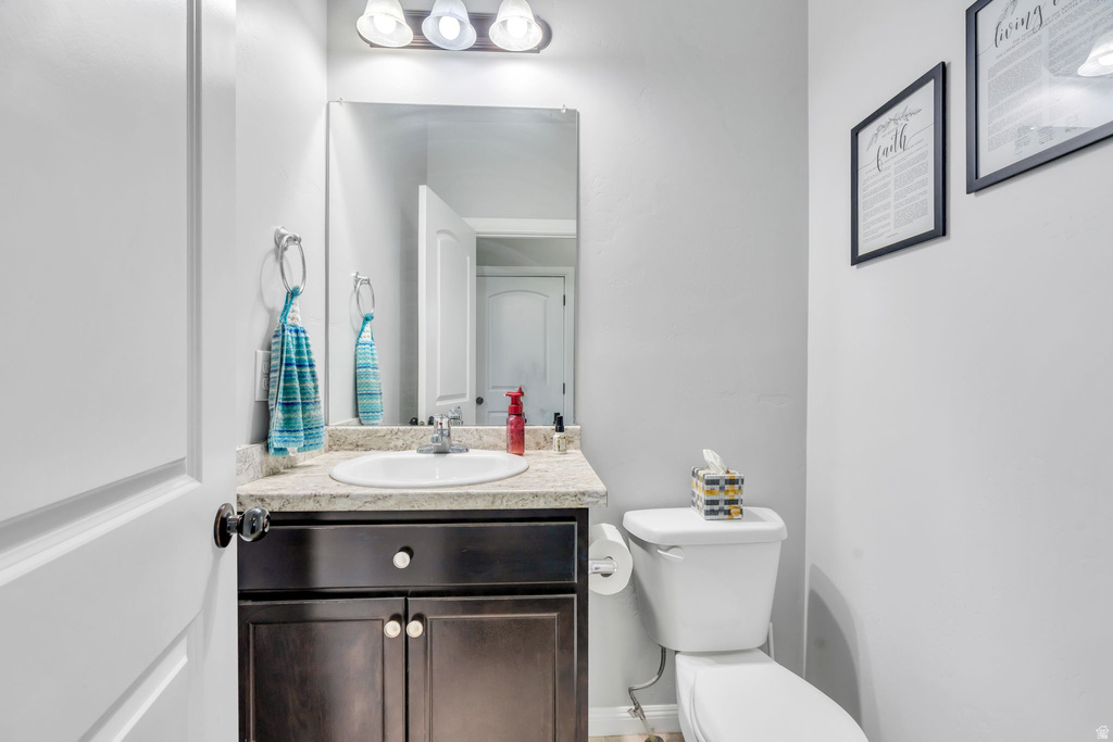 7845 N SANTA CLARA DR Eagle Mountain, UT 84005