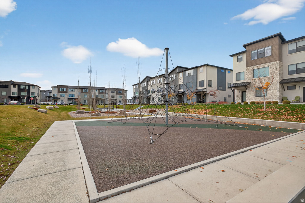 418 S WOOD STREAM RD American Fork, UT 84003