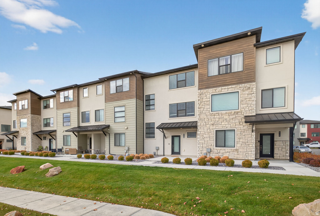 418 S WOOD STREAM RD American Fork, UT 84003