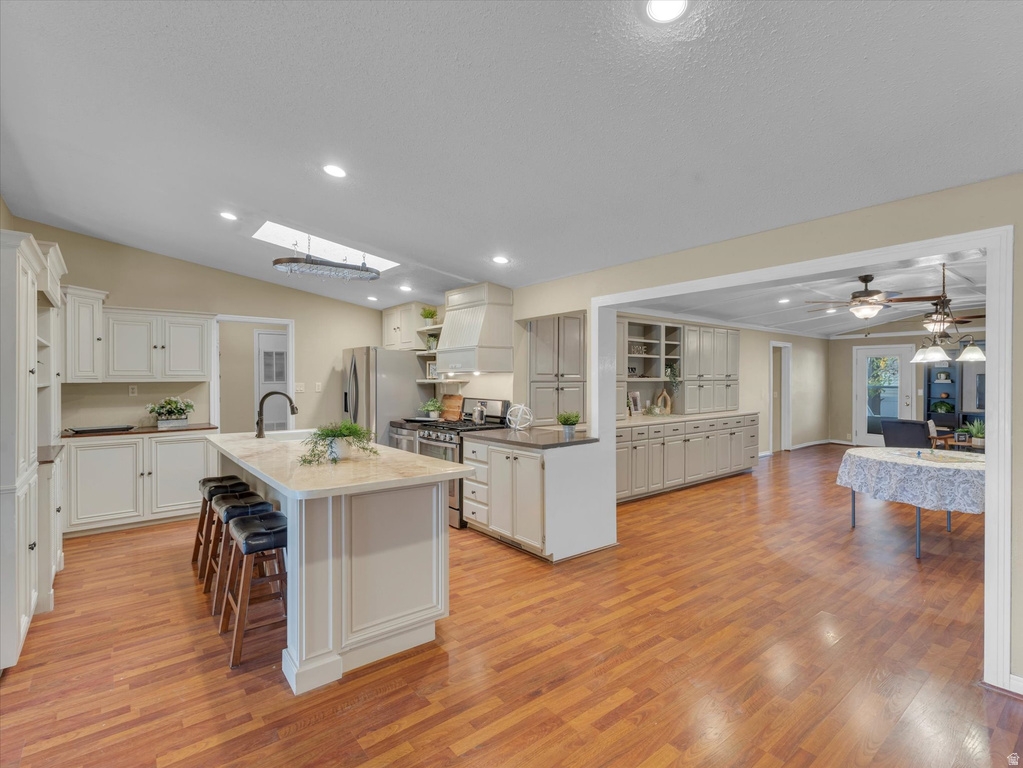 5173 S 2825 W Roy, UT 84067