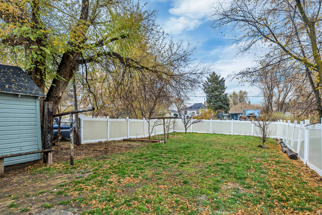 635 KERSHAW ST Ogden, UT 84403