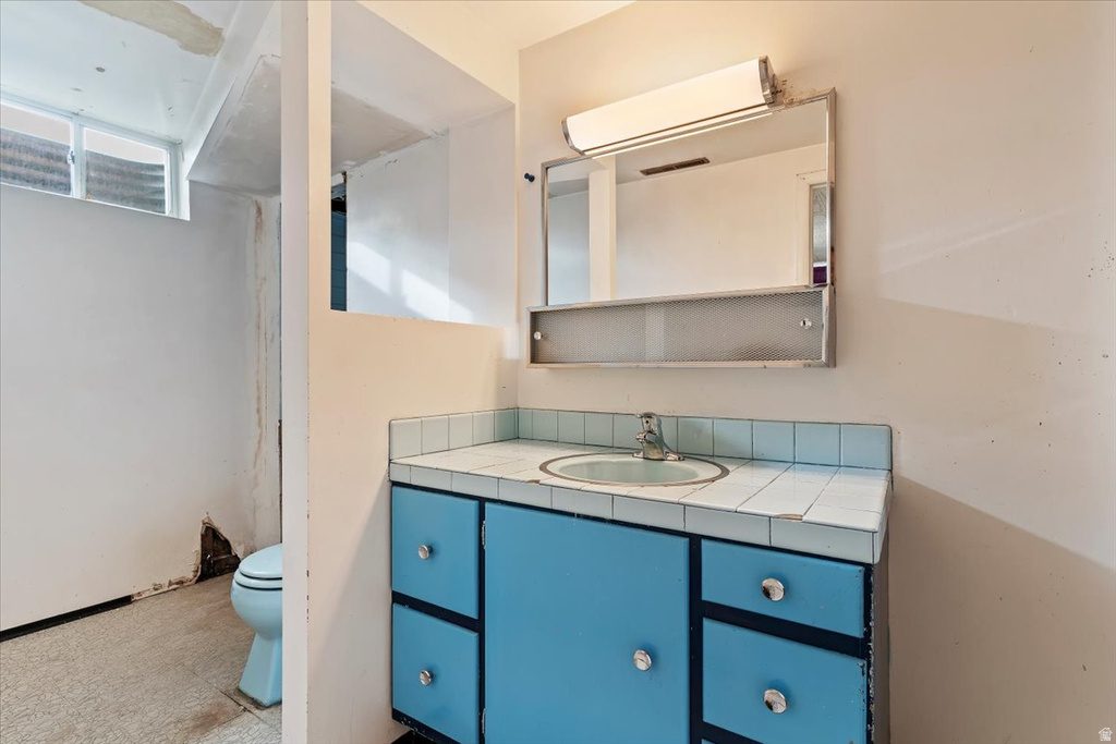 765 E 5400 S South Ogden, UT 84405