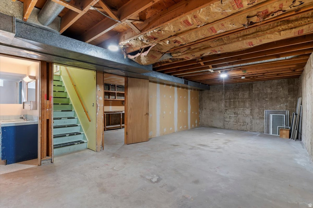 765 E 5400 S South Ogden, UT 84405