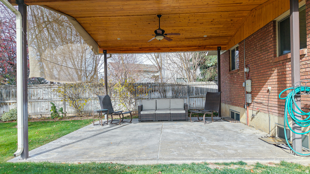 346 S NEBO DR Spanish Fork, UT 84660