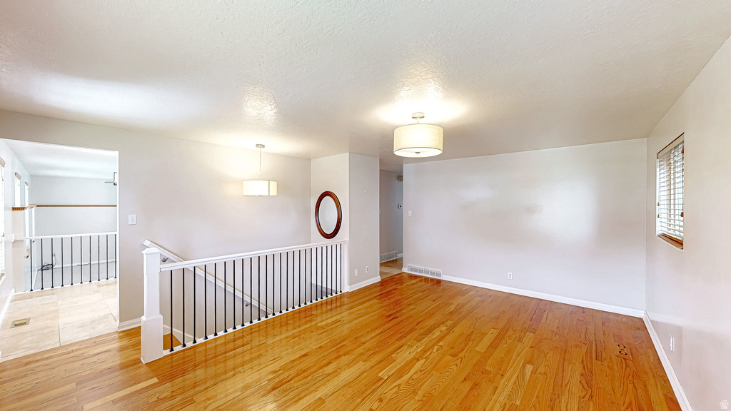 346 S NEBO DR Spanish Fork, UT 84660