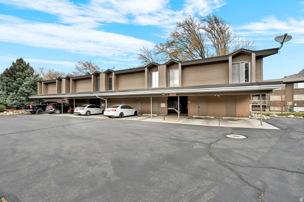 1346  Millcreek Dr #6