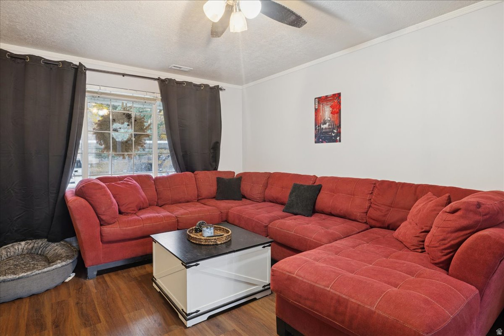 1018 SARA LN Ogden, UT 84404