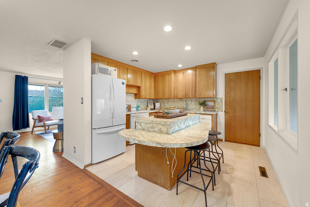 355 W LA SALLE DR Midvale, UT 84047