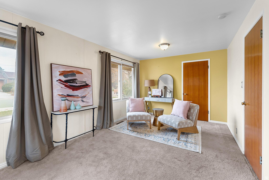 355 W LA SALLE DR Midvale, UT 84047