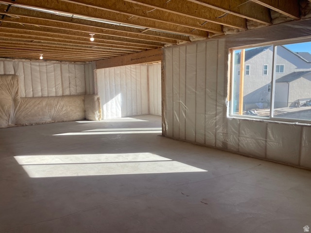 37 E NIGHT HERON CV #614 Saratoga Springs, UT 84045