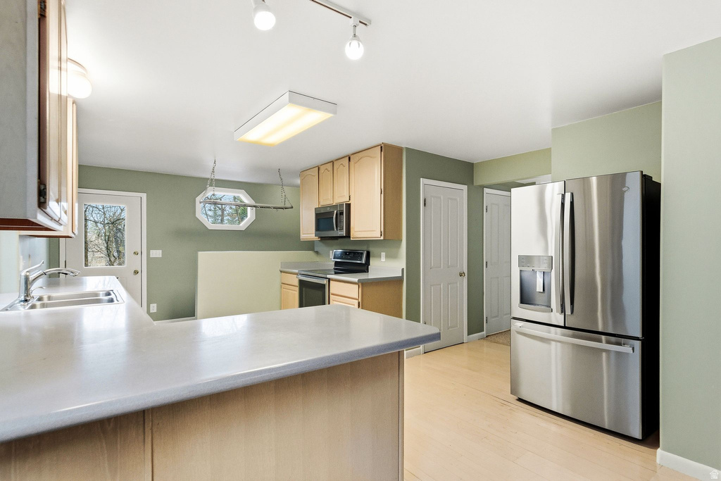 620 PARKVIEW DR Park City, UT 84098