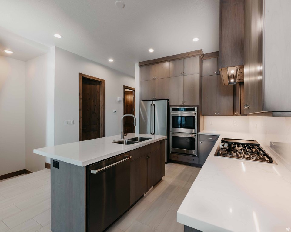 2166 E RISING WOLF LN #19 Holladay, UT 84117