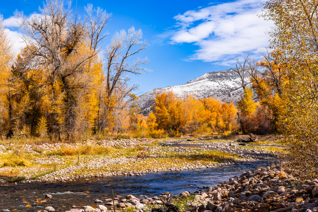 389 E BOULDERVILLE RD Oakley, UT 84055