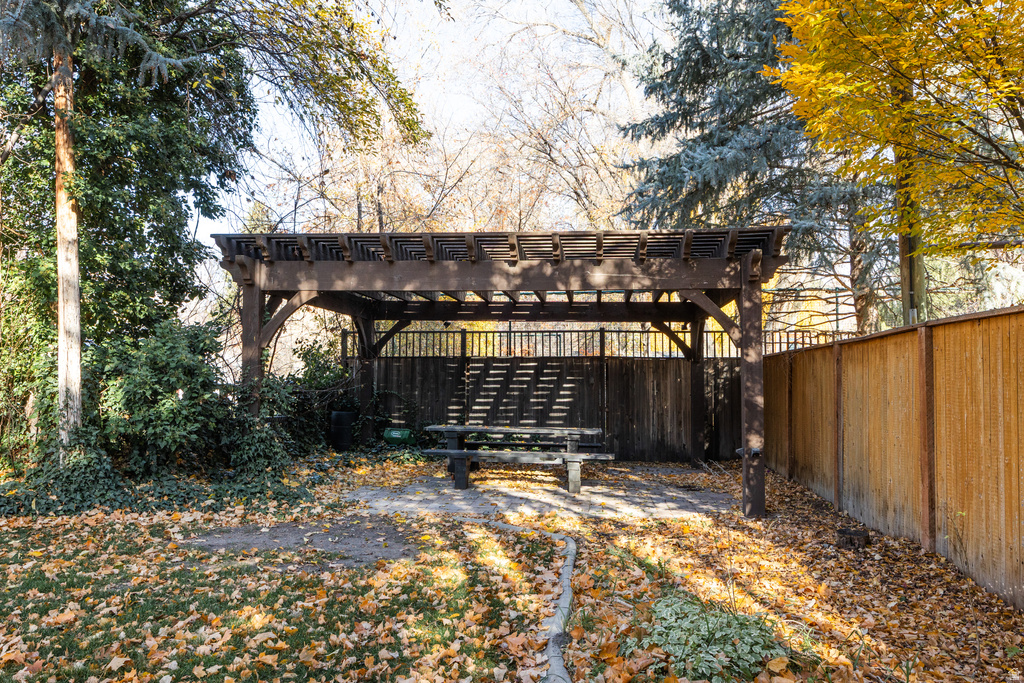 5089 S 2050 E Salt Lake City, UT 84117