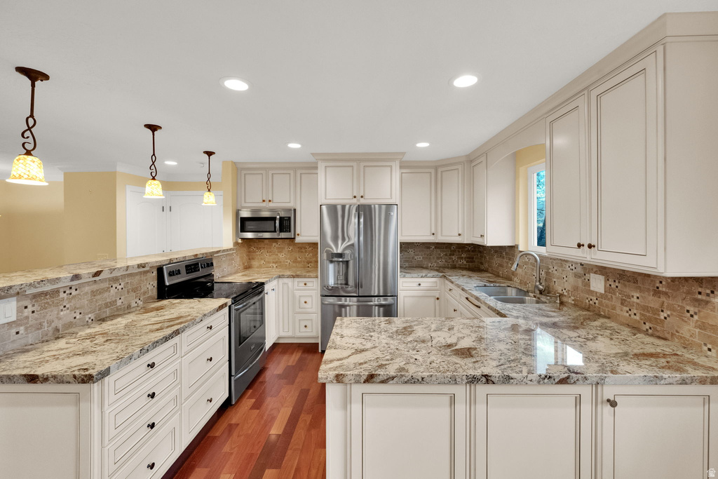 3217 E NUTREE DR Cottonwood Heights, UT 84121