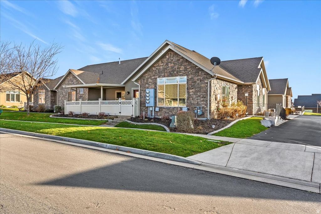 891 W 1840 S #A Syracuse, UT 84075