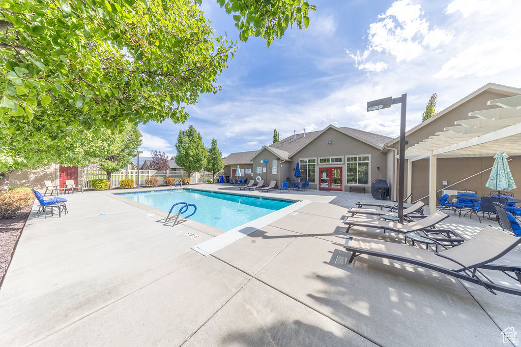 891 W 1840 S #A Syracuse, UT 84075