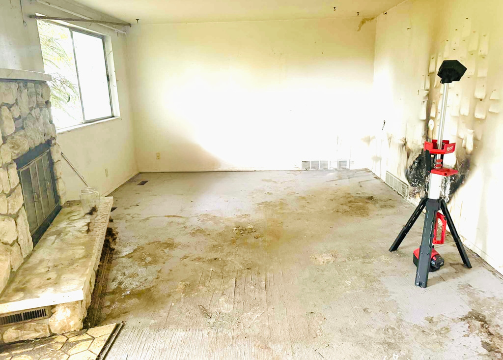 6910 W 3800 S West Valley City, UT 84128