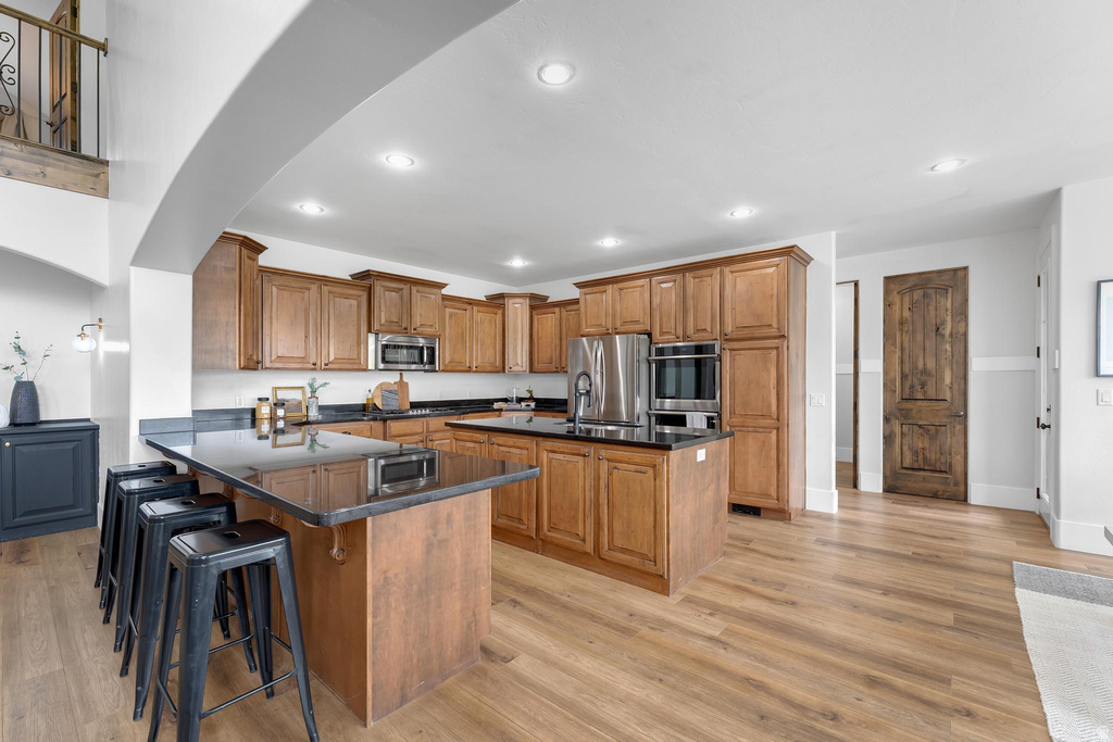 2177 S CENTENNIAL BLVD Saratoga Springs, UT 84045