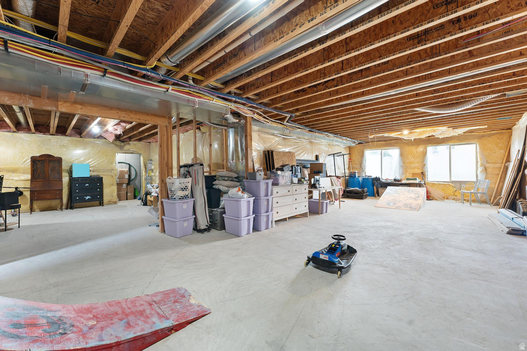 2177 S CENTENNIAL BLVD Saratoga Springs, UT 84045