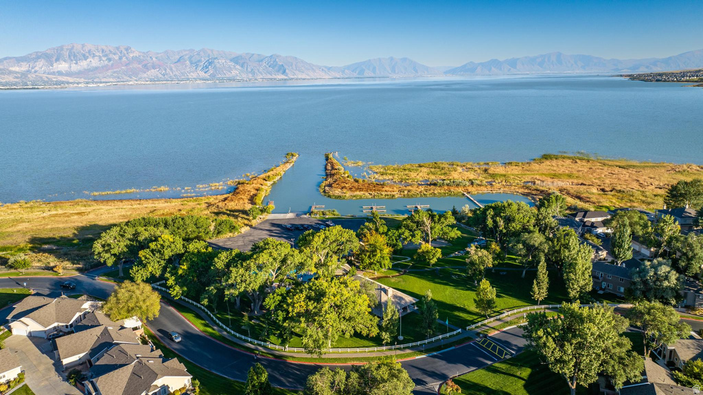 2177 S CENTENNIAL BLVD Saratoga Springs, UT 84045