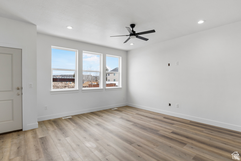 244 W CRESCENT LN #95 Tooele, UT 84074