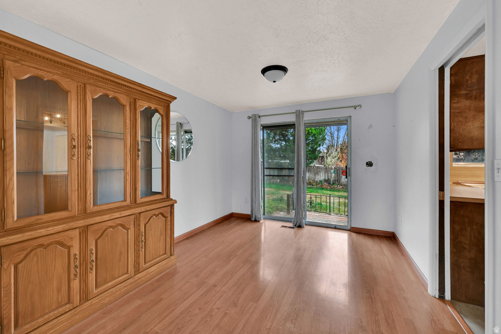 1663 NAVAJO DR Ogden, UT 84403