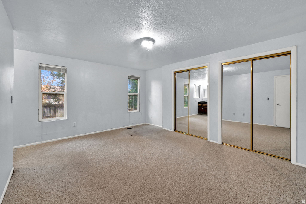 1663 NAVAJO DR Ogden, UT 84403