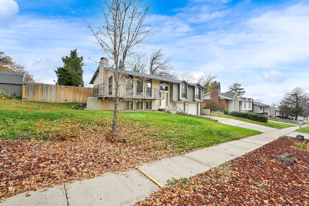 1663 NAVAJO DR Ogden, UT 84403