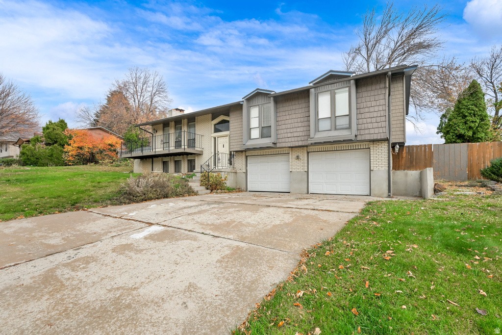 1663 NAVAJO DR Ogden, UT 84403