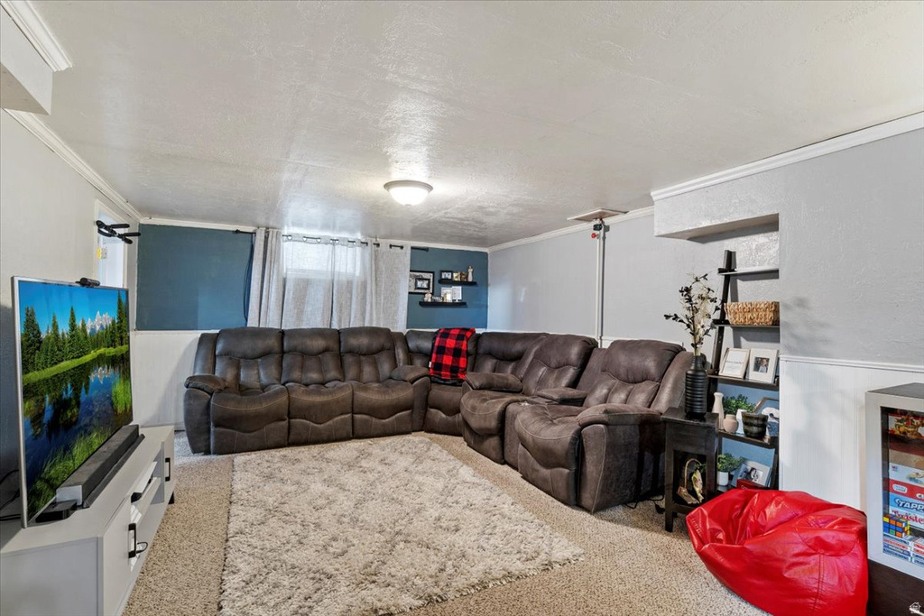 5243 S 2200 W Roy, UT 84067
