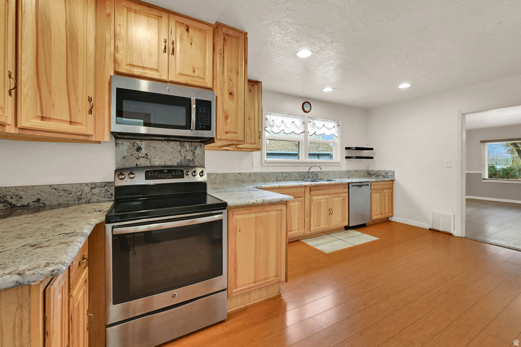 2427 D AVE Ogden, UT 84401