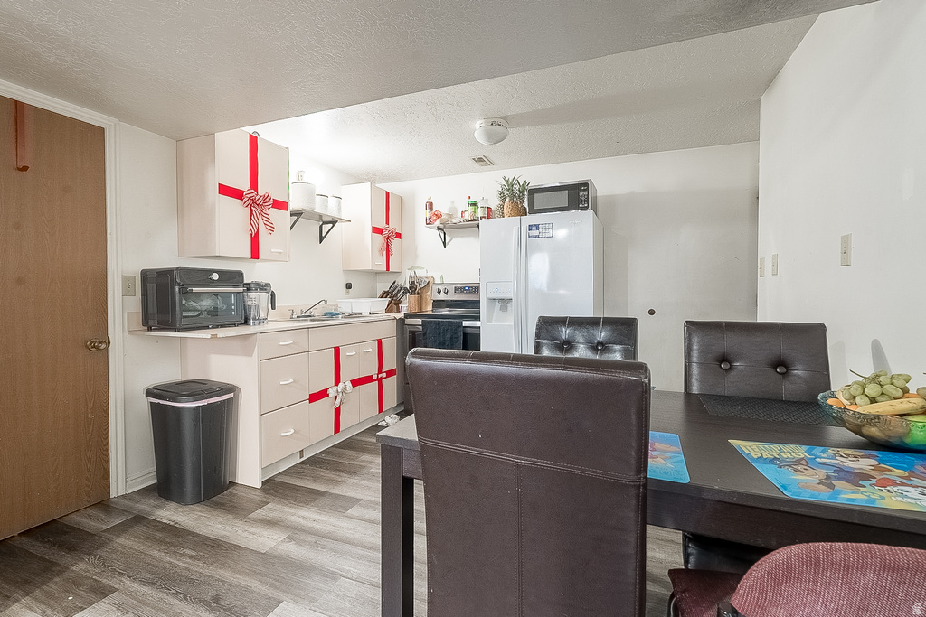 5254 W GROVEWOOD CIR West Valley City, UT 84120