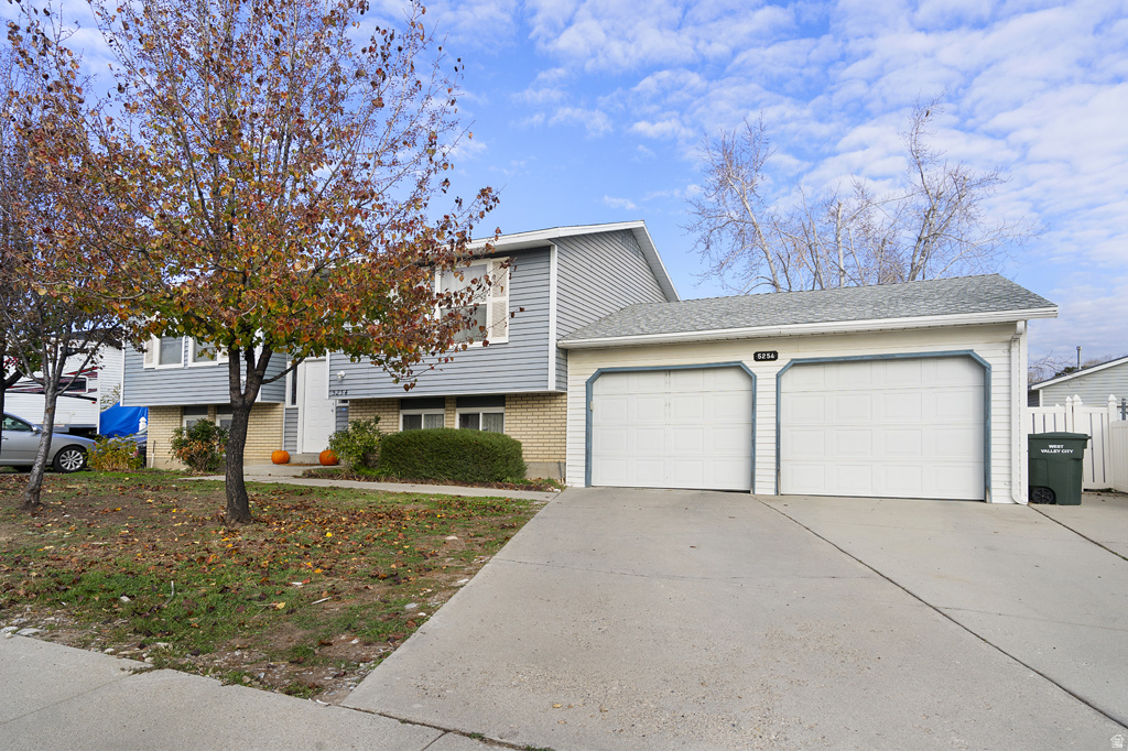 5254 W GROVEWOOD CIR West Valley City, UT 84120