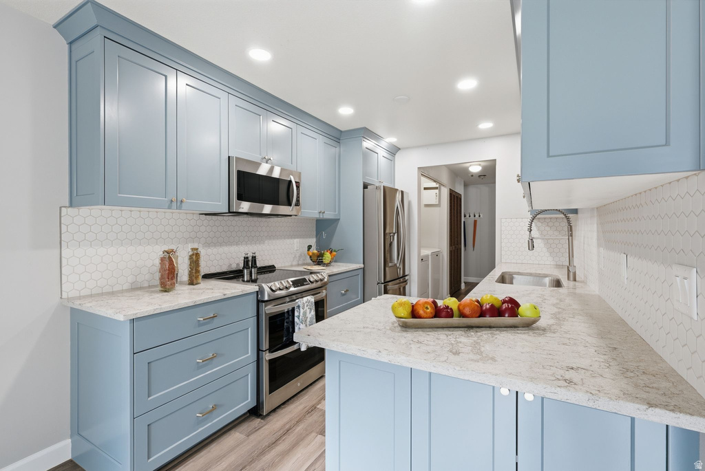 22 CREEKSIDE LN Centerville, UT 84014